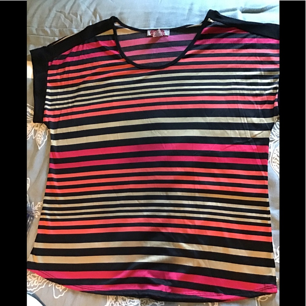Women’s size extra-large Carroll rose top/blouse